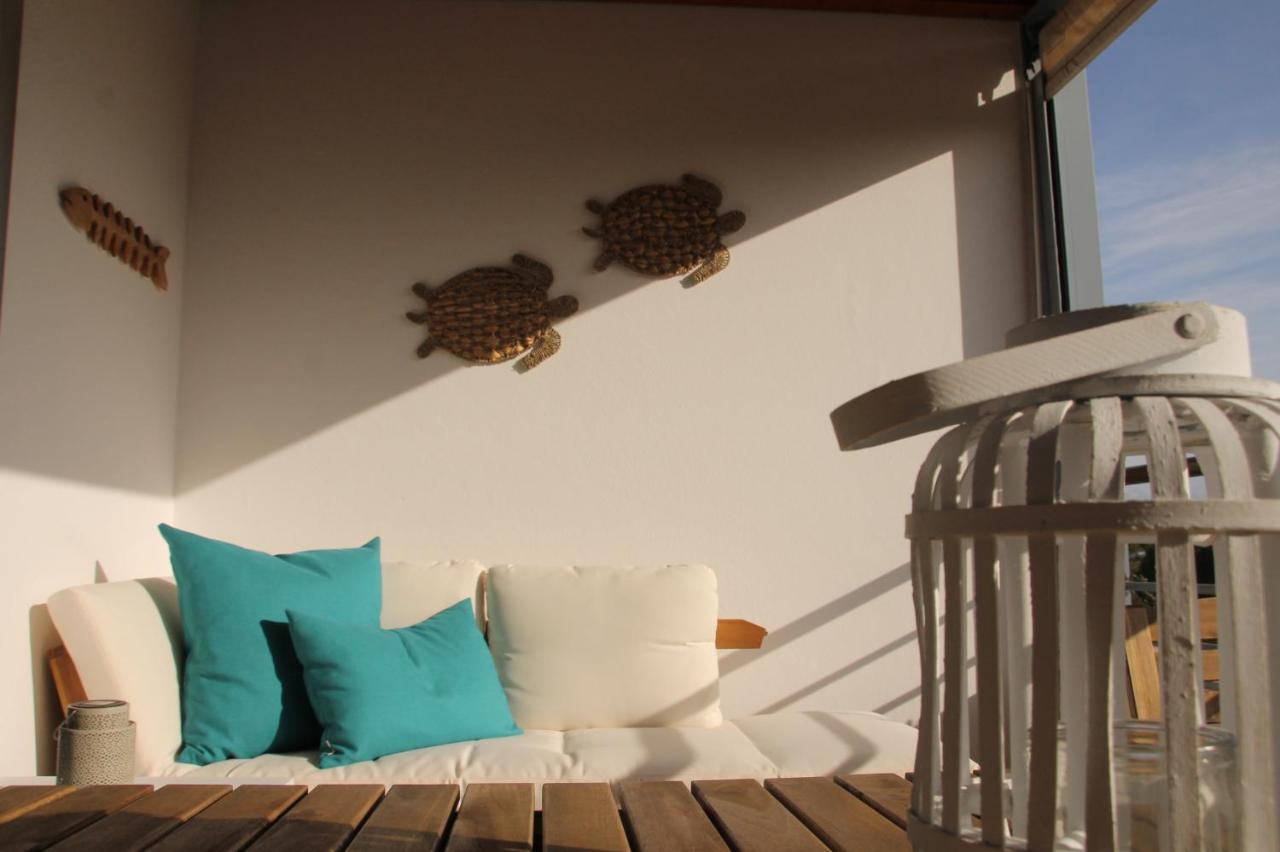 Relax And Unwind : Pool, Garden, Beach & City Lagos Exterior foto